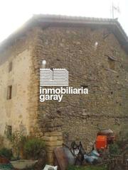 Casa a Valle de Tobalina. ¡oportunidad! casa en el valle de tobalina y terreno