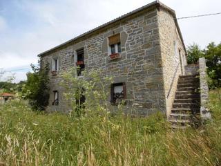 Casa a Merindad de Montija. Casa en loma de montija