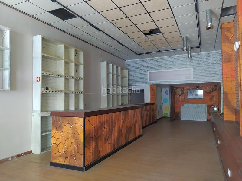 Foto 96f47fed-0ce2-4fcd-9f14-df22ab75324a. Alquiler local comercial bajo comercial de copas en Vigo