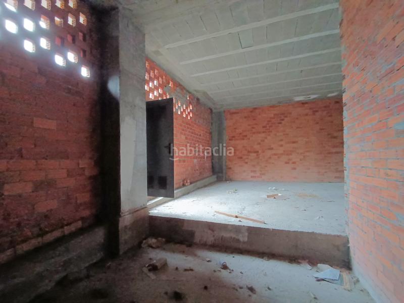 Foto 1747d622-1458-4ff3-8818-f159fcabccab. Alquiler local comercial en praza da miñoca 25 se alquila local comercial en plaza miñoca en Vigo