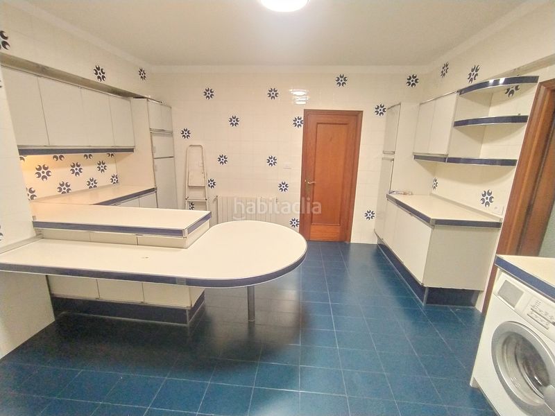 Foto bd3ee207-741a-4712-b06a-56b583ac8a40. Rent flat with heating in Fátima Vigo