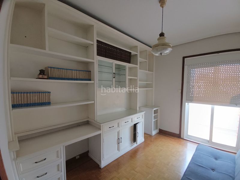 Foto 9135b52e-2eab-459c-b38e-8d077f98eafe. Rent flat with heating in Fátima Vigo