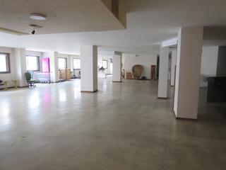 Location Local commercial  Avenida alcalde gregorio espino. Local comercial de 300m2 en gregorio espino
