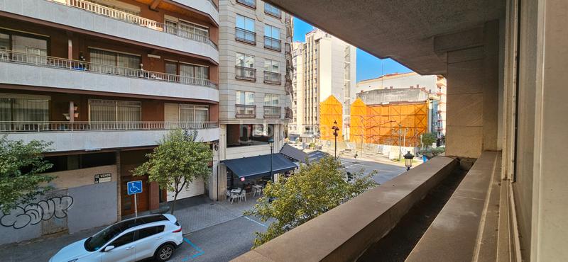 Foto 3d86c3e1-1165-4985-aebc-4198e4b0077a. Miete büro in Centro - Areal Vigo