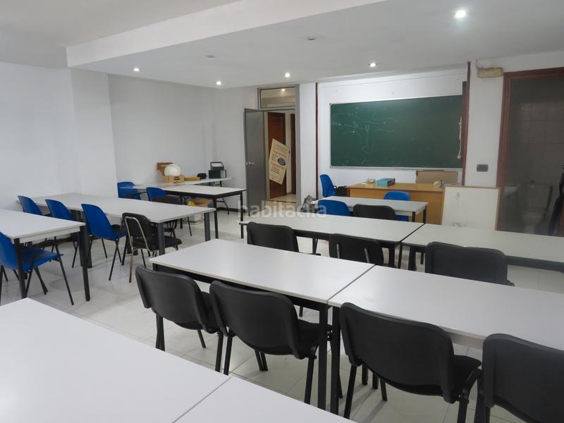 Foto 5bd935b1-00f6-49ff-ad2d-a0dad5bf862b. Miete büro in Centro - Areal Vigo