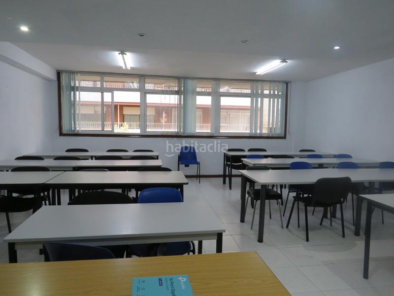 Foto b7c34fc6-40b4-434e-971c-ecb3e4b9f792. Miete büro in Centro - Areal Vigo