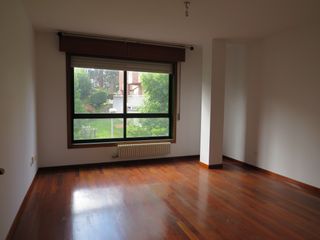 Rent Flat in Travesía de Vigo - San Xoán. La comodidad de vivir en una zona tranquila y a un paso del núcl