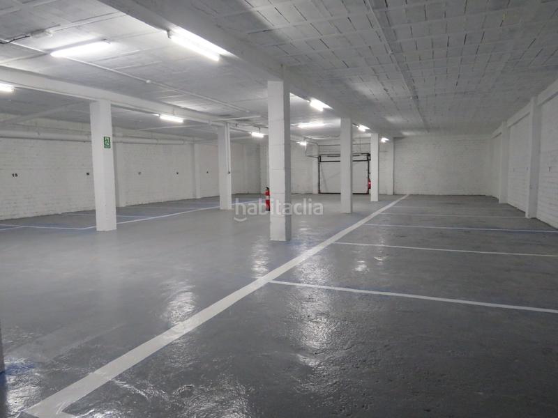 Foto 3284f823-d317-43ef-bdde-134e09423d3f. Lloguer aparcament cotxe a Plaza España - Corte Inglés Vigo