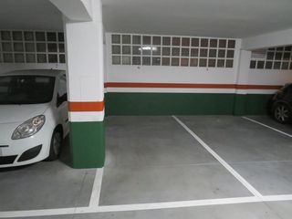 Lloguer Aparcament cotxe  Rúa de romil. Plaza de garaje en la calle romil