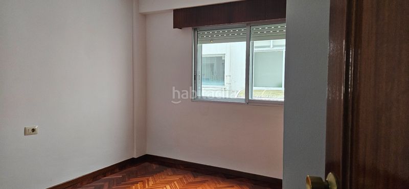 Foto 4a6f6534-e51d-45b7-9391-4745b12a3f08. Lloguer pis amb calefacció aparcament a Centro - Areal Vigo