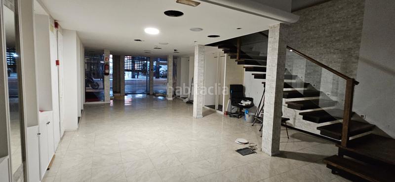 Foto 85dc6b22-6a6b-4b33-bf43-d0bb11a194fd. Alquiler local comercial en Plaza España - Corte Inglés Vigo