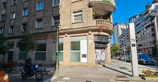 Location Local commercial à Centro - Areal. Local comercial de 340 m2 en el centro de vigo totalmente reform