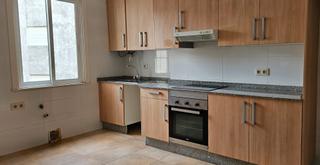 Appartement à Teis. Piso en alonso ojeda con cuatro dormitorios dos plazas de garaje