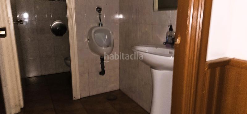 Foto 551b2adc-208c-4290-81da-f0c8f193970c. Alquiler local comercial local cafetería en jenaro de la fuente con terraza en Vigo