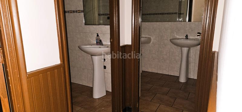 Foto 9fef0ce4-e9b4-44f5-b565-e107310f9333. Alquiler local comercial local cafetería en jenaro de la fuente con terraza en Vigo