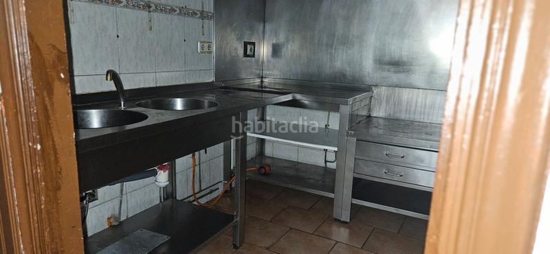 Foto 306993f3-8e8a-4b78-a56d-cf5e928033d0. Lloguer local comercial a Casablanca - Calvario Vigo