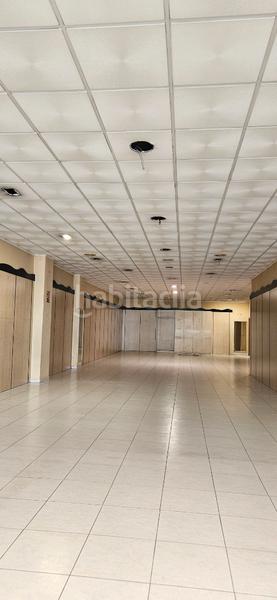 Foto 497edc78-b6c2-4b94-add1-34fede6ac1fd. Alquiler local comercial  en travesía en Vigo