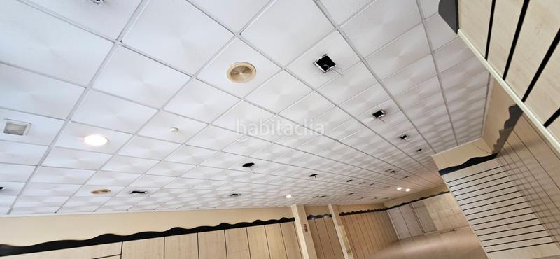 Foto 0830ce2b-71b3-4dd8-8654-5044757d8f94. Lloguer local comercial a travesía de Vigo - san xoán Vigo