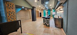 Location Local commercial à Avenida da gran vía 42. Cafetería en alquiler cerca de el corte ingles, en  el centro de