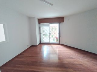 Ufficio in Rúa de Oporto 11