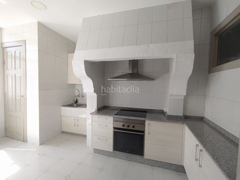 Foto aadfb72a-fb9e-4edd-baf9-99476957544c. Rent flat in Centro - Areal Vigo