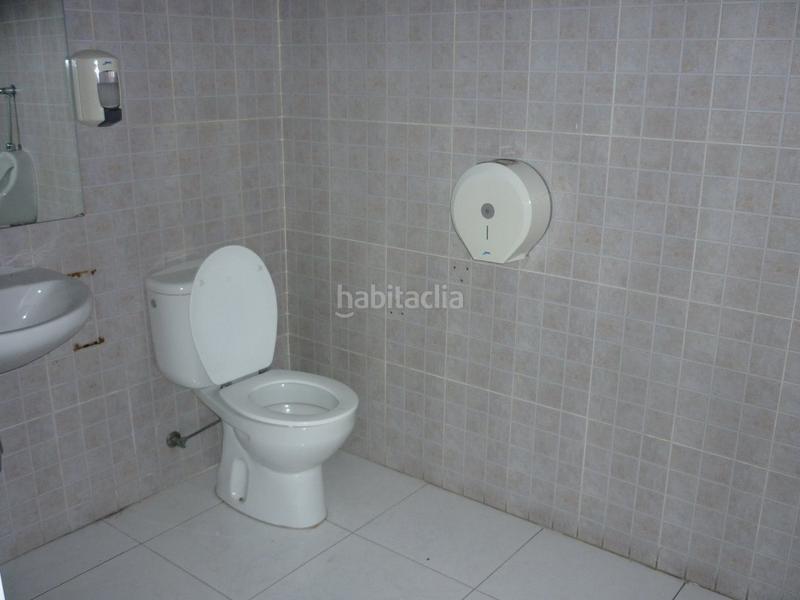 Foto c3bee1e0-f0a9-4251-80fb-547f78ab08dc. Miete geschäftsraum in rúa de pizarro 93 in Plaza España - Corte Inglés Vigo