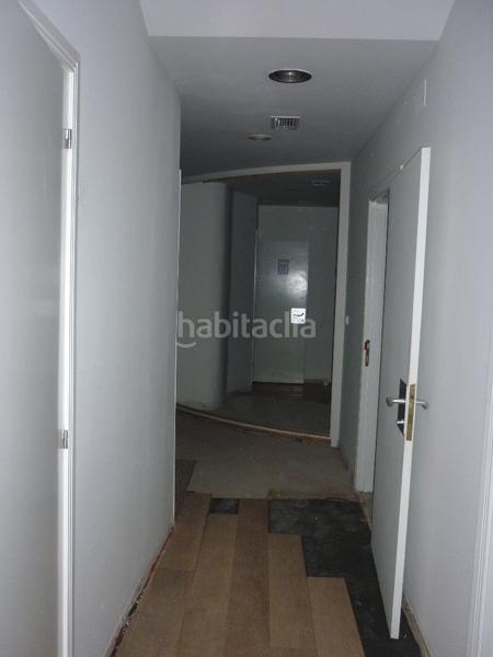 Foto e3dcd8a7-ea8b-4ff2-a807-38bf2c094a58. Miete geschäftsraum in rúa de pizarro 93 in Plaza España - Corte Inglés Vigo