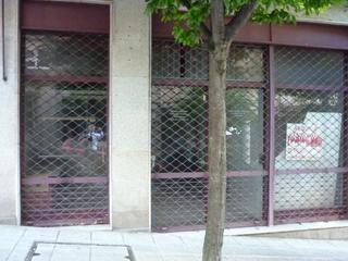 Lloguer Local Comercial a Rúa ramón valle inclán 5. Se alquila local comercial