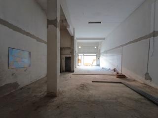 Business premise in Rúa de Sanjurjo Badía 118