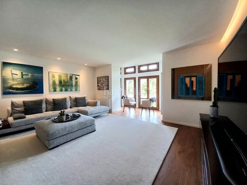 Foto 2a43bbed-2b73-481b-ae4e-47e3e7705b5a. Apartamento exclusiva vivienda en paseo del espolón en Burgos