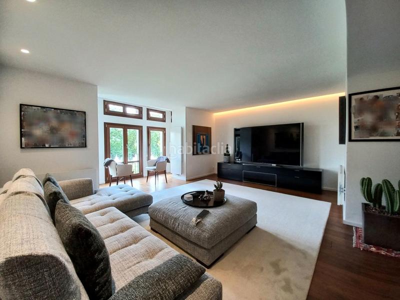 Foto 9b03408a-ecd2-4b44-8ef7-7e878cdfa194. Apartamento exclusiva vivienda en paseo del espolón en Burgos