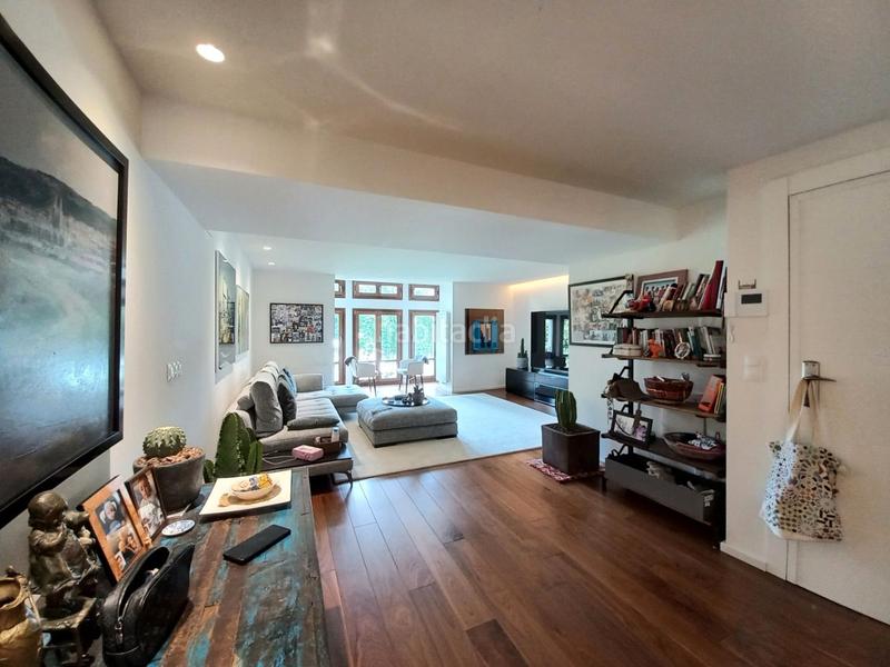 Foto fad3da89-4489-4ad1-9ad4-c5dacb4a4d0c. Apartamento exclusiva vivienda en paseo del espolón en Burgos