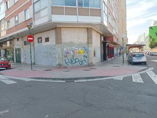 Local commercial  Calle de santa cruz. Local por el museo de la  evolución