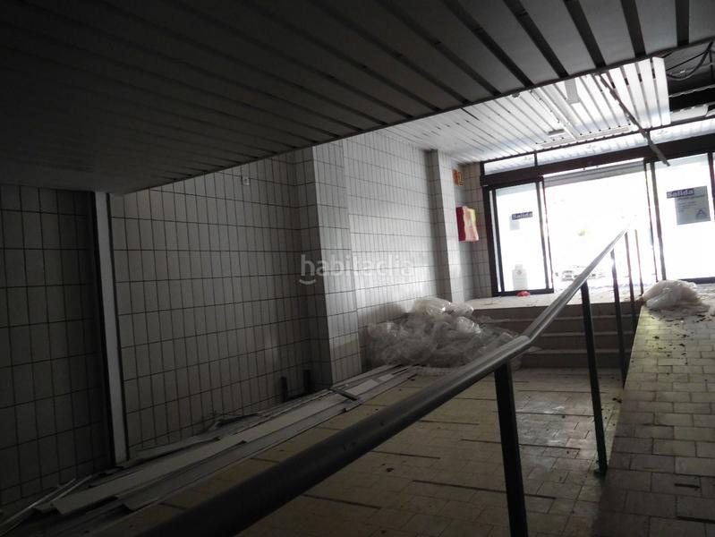 Foto 3b719aa3-53c5-4f04-b580-855900f6422f. Alquiler local comercial en Gamonal - San Bruno - G9 Burgos