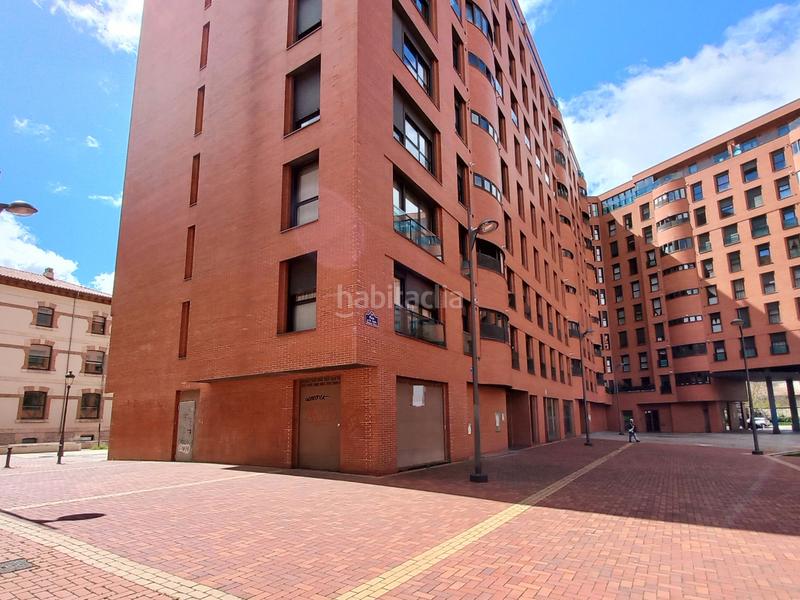 Foto f8d270a6-913a-4d0f-9b18-17284a095fe0. Alquiler local comercial local en esquina con múltiples posibilidades en Burgos