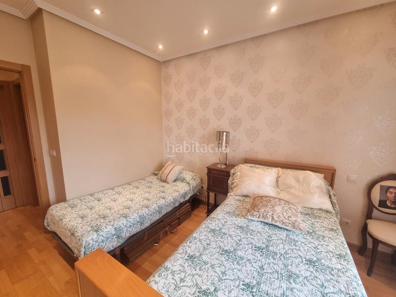 Foto 30b53abc-bb20-4f1b-a8ae-2e701129e861. Pis amb aparcament a Villafría - La Ventilla - Castañares Burgos