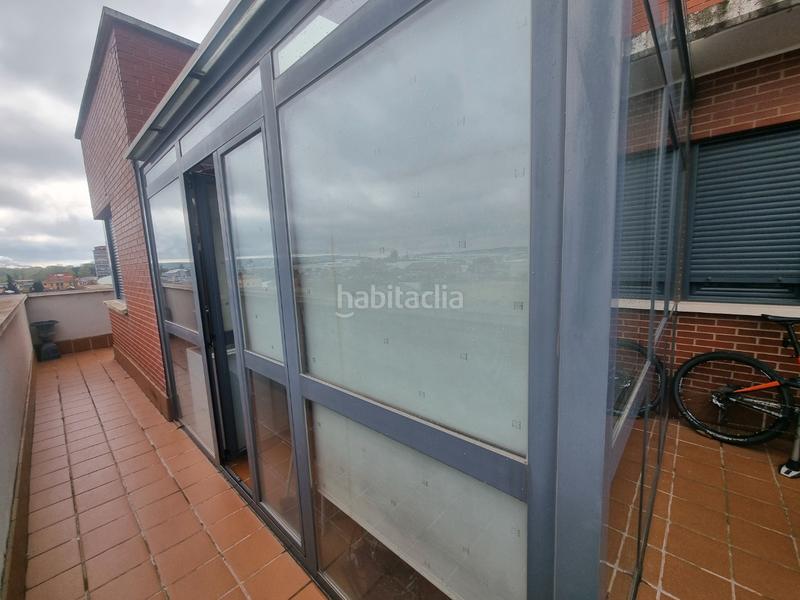 Foto 4f4a5449-d1c4-4ffb-97aa-621dade3d42e. Pis amb aparcament a Villafría - La Ventilla - Castañares Burgos