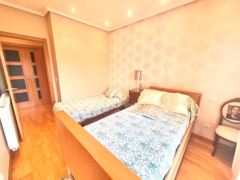 Foto 60dfa6ce-dec3-4c28-b61f-e1454e43e3e2. Pis amb aparcament a Villafría - La Ventilla - Castañares Burgos