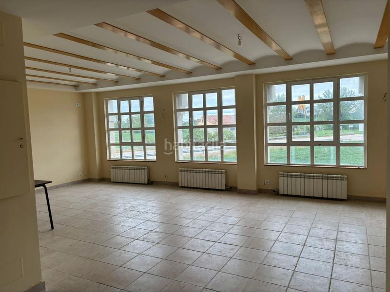 Foto 1c5f8625-7ed7-40d2-8ece-e4e8a4102a43. Maison dans Quintanaortuño