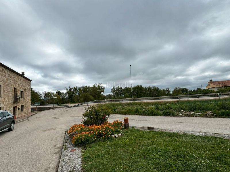 Foto fe8822d9-203a-45c4-b62e-5c19ad64b5ba. Maison dans Quintanaortuño