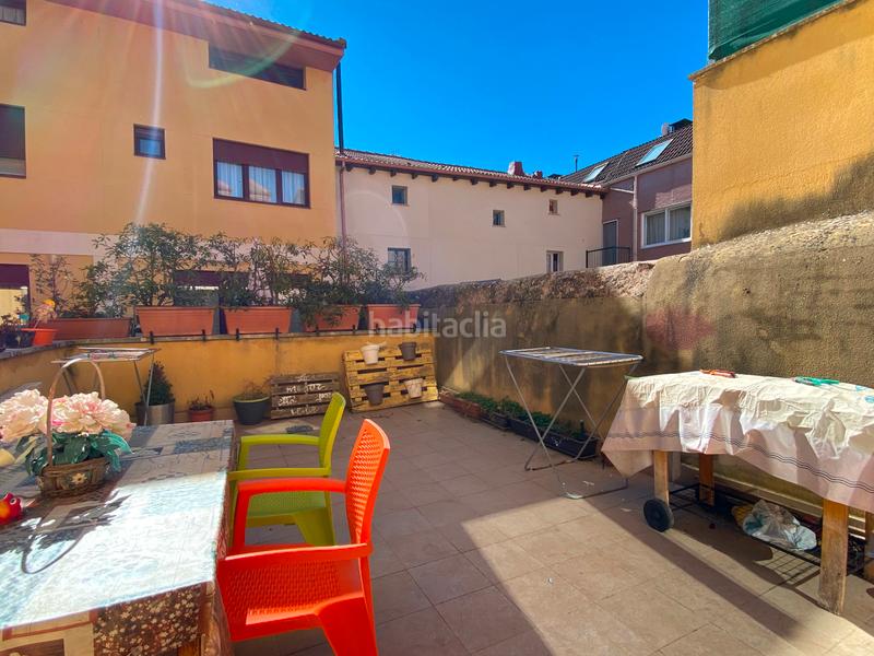 Foto 1c1666ed-408b-496f-8a1f-6affef0cb4ee. Maison jumelée avec parking dans Villatoro Burgos