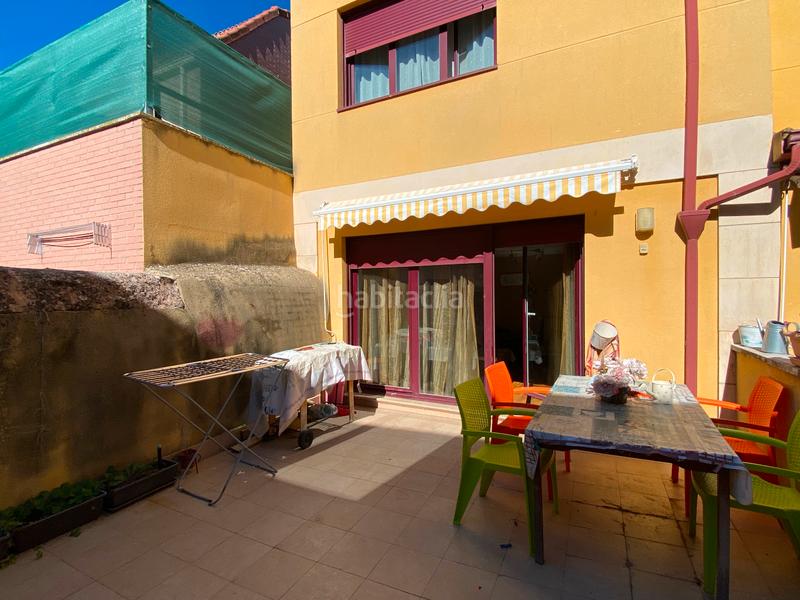 Foto 544dfd81-b291-49d6-939d-f14f9cb6717b. Maison jumelée avec parking dans Villatoro Burgos