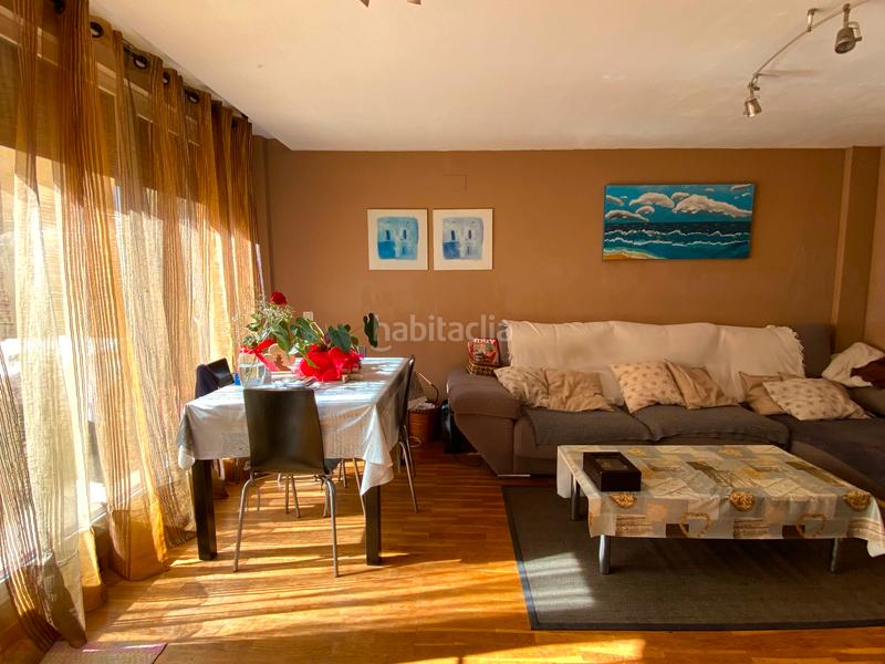 Foto b17eb2e6-e6a6-44de-8ca3-4a3d5fbdad83. Maison jumelée avec parking dans Villatoro Burgos