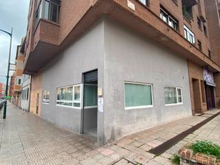 Business premise in Plaza de los Vadillos