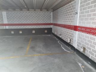 Parking coche  Calle marqués de berlanga. Plaza de garaje en el g-3