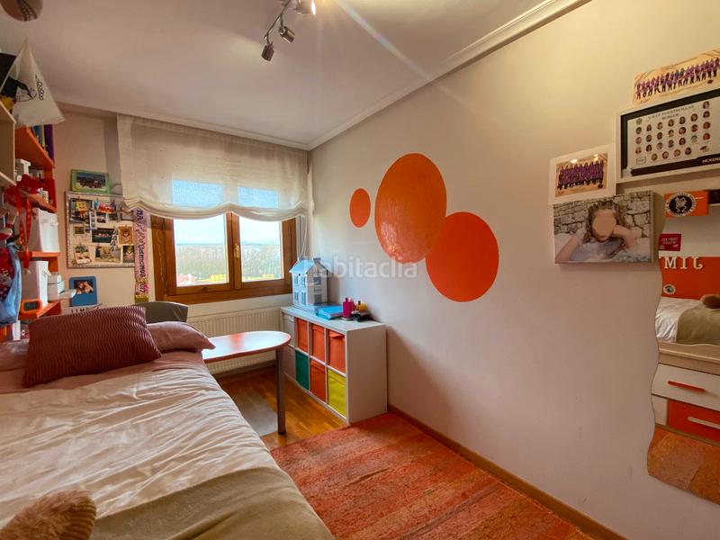 Foto 44e88420-fb31-47a6-a321-535ec5496848. Pis amb calefacció aparcament a Barriada de Yagüe Burgos