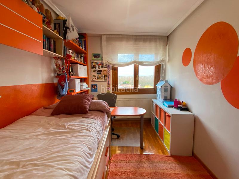 Foto 5cd892ed-d5c8-4005-a871-21cc389a997b. Pis amb calefacció aparcament a Barriada de Yagüe Burgos