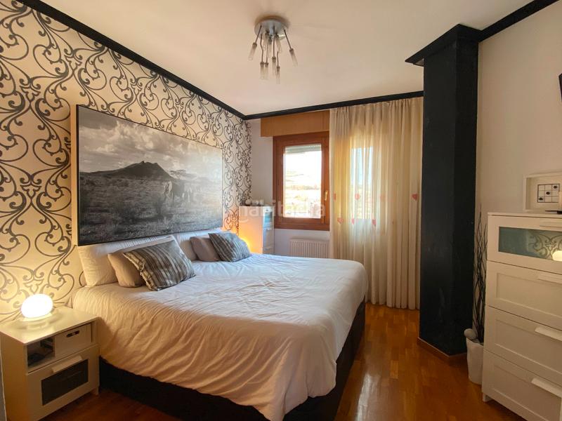 Foto 9322e00b-f0f1-4960-9587-2d0e7890b31d. Pis amb calefacció aparcament a Barriada de Yagüe Burgos