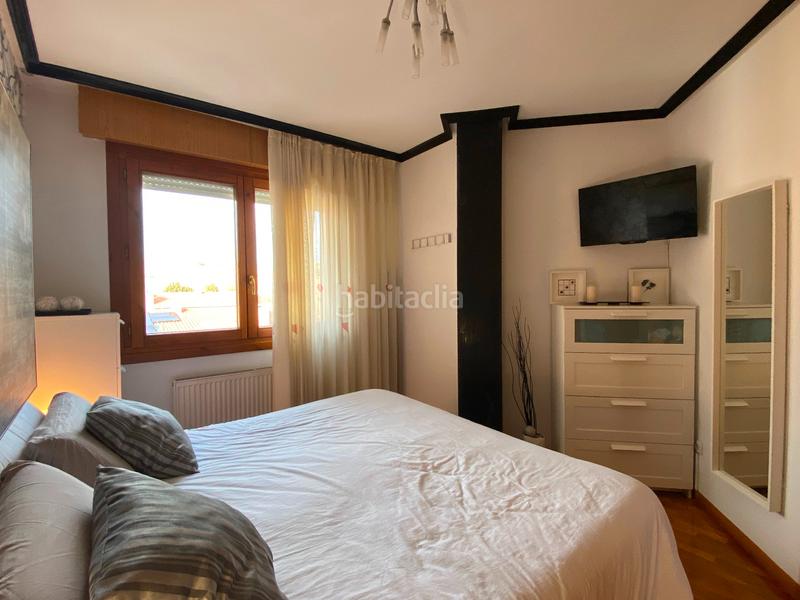 Foto 9a8e4bec-bbff-4bc3-9264-6cb65759d938. Pis amb calefacció aparcament a Barriada de Yagüe Burgos