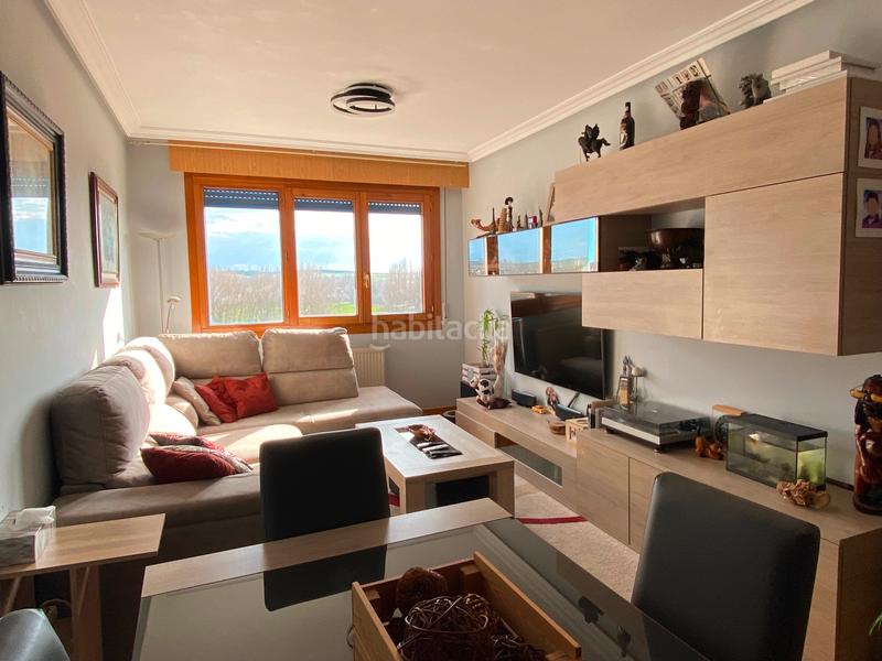 Foto b096759f-042a-428f-895a-03cf821707b0. Pis amb calefacció aparcament a Barriada de Yagüe Burgos